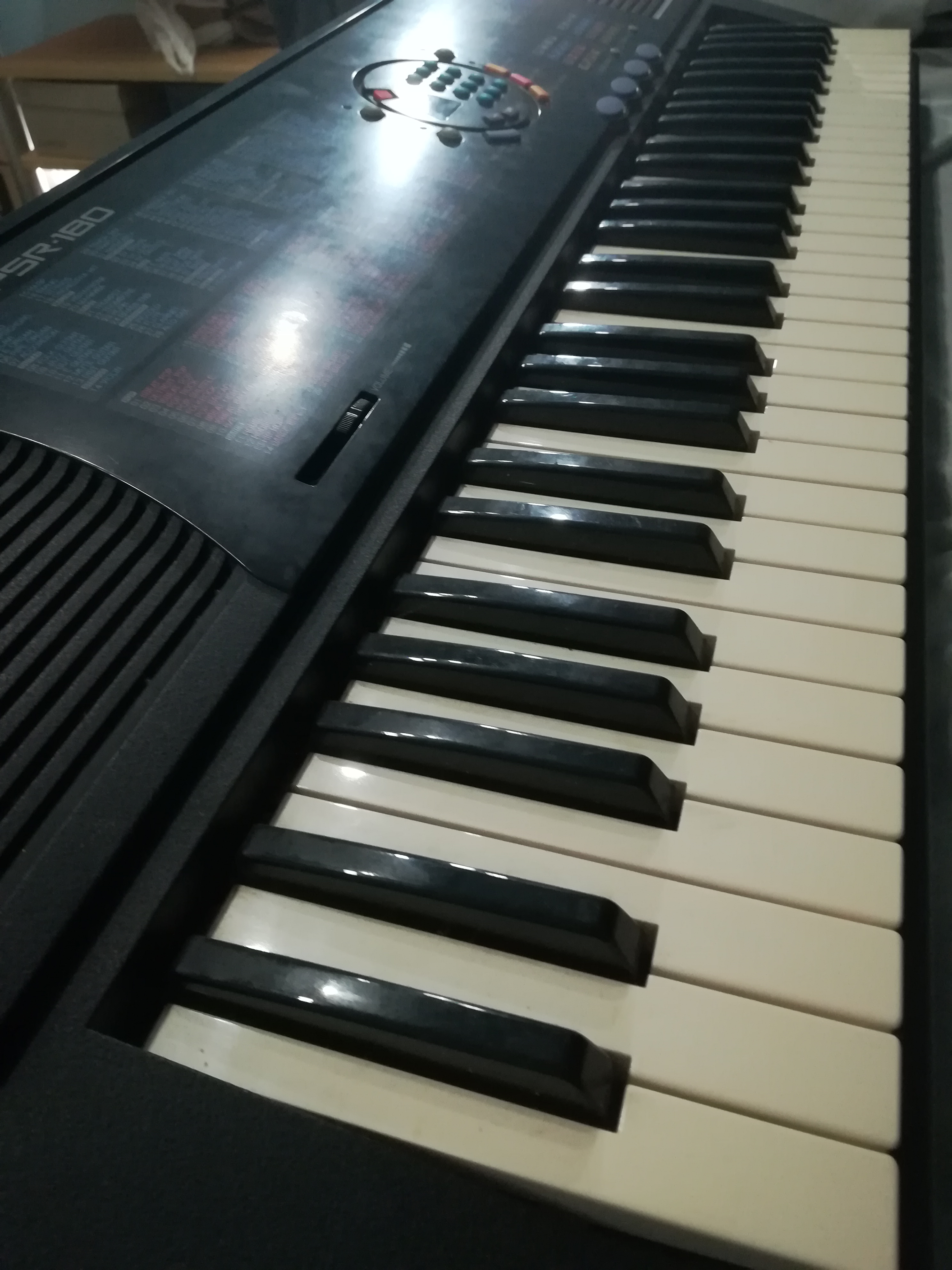 Klavijatura Yamaha PSR-180 - Studentski.hr