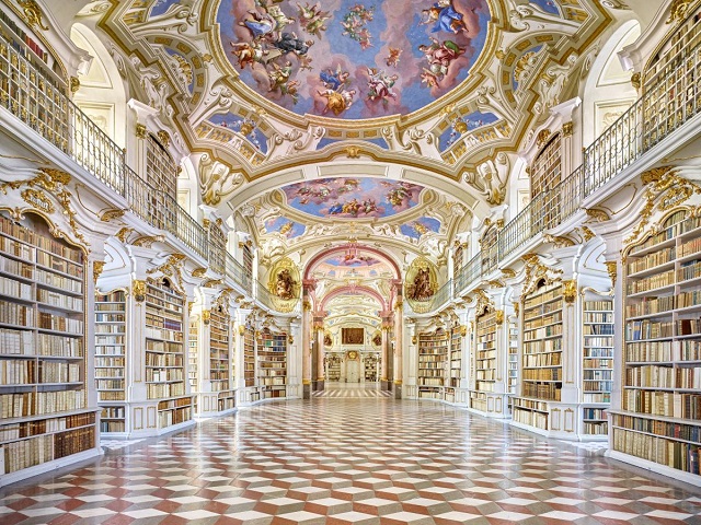 knjižnica
IZVOR: https://www.stiftadmont.at/bibliothek 