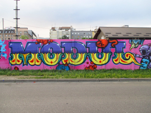 Street-art haiku u Zagrebu - Modul Osam 