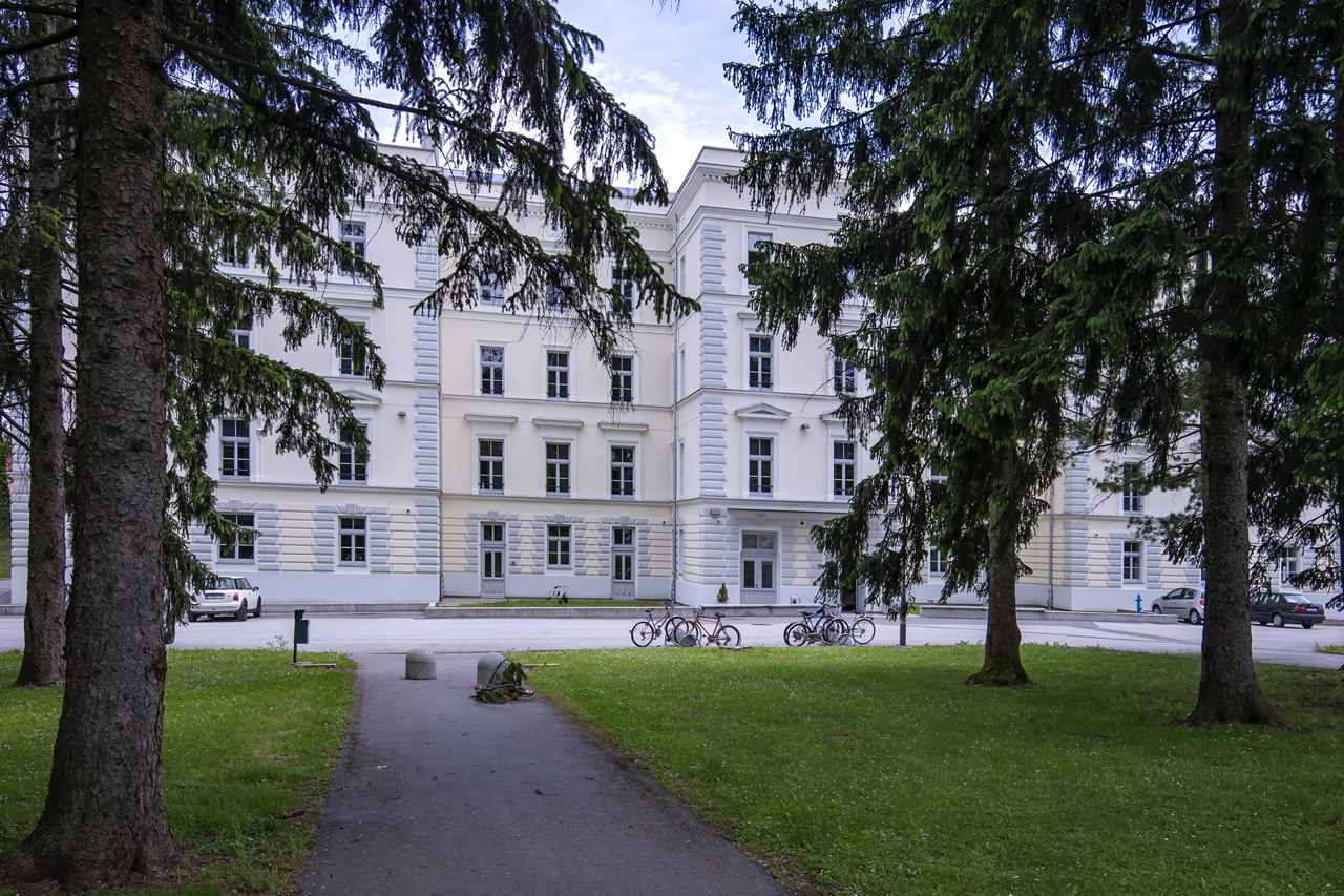 Studentski dom Karlovac / Hostel „Bedem“