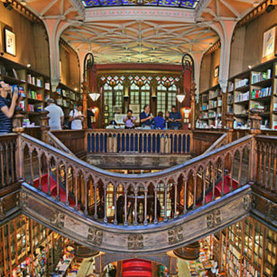 Livraria Lello & Irmão u Portu