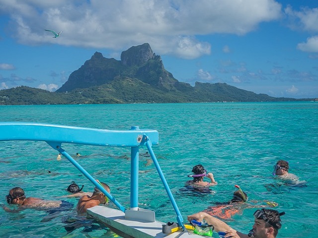 https://pixabay.com/photos/bora-bora-french-polynesia-ocean-680259/