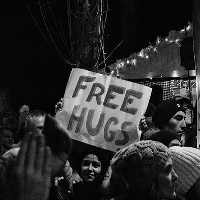 Free hugs