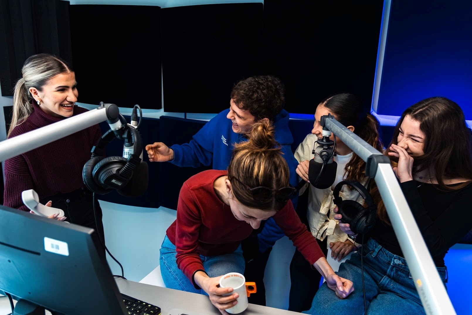 Ante Roca, Hana Perković 