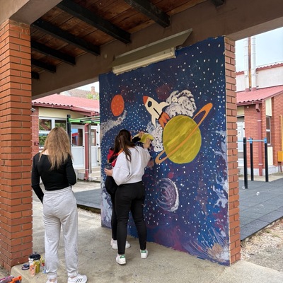 Studenti i učenici oslikavaju zidove