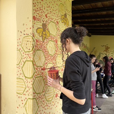 Studenti i učenici oslikavaju zidove