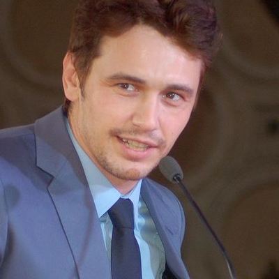 https://en.wikipedia.org/wiki/James_Franco#/media/File:James_Franco_4,_2013.jpg