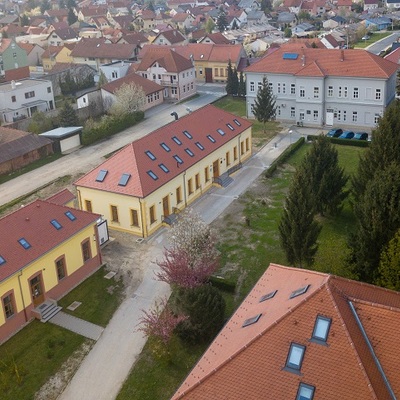 https://medjimurska-zupanija.hr/2021/04/27/medimurje-dobilo-drugi-znanstveno-istrazivacki-centar-u-manje-od-pola-godine-otvoren-centar-odrzivog-razvoja-medimurskog-veleucilista-u-cakovcu/