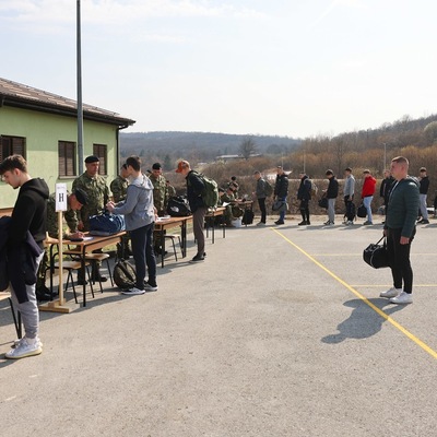 Počelo temeljno vojno osposobljavanje