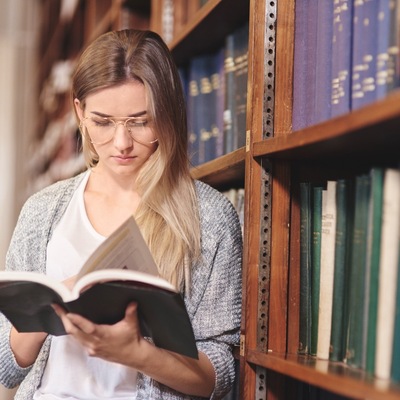 https://www.magnific.com/free-photo/woman-take-delight-reading-books_17290948.htm