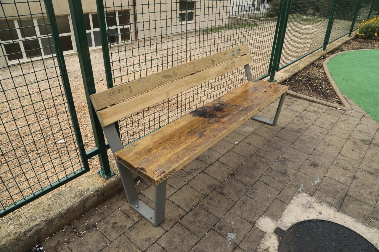 Vandalizam na dječjem igralištu