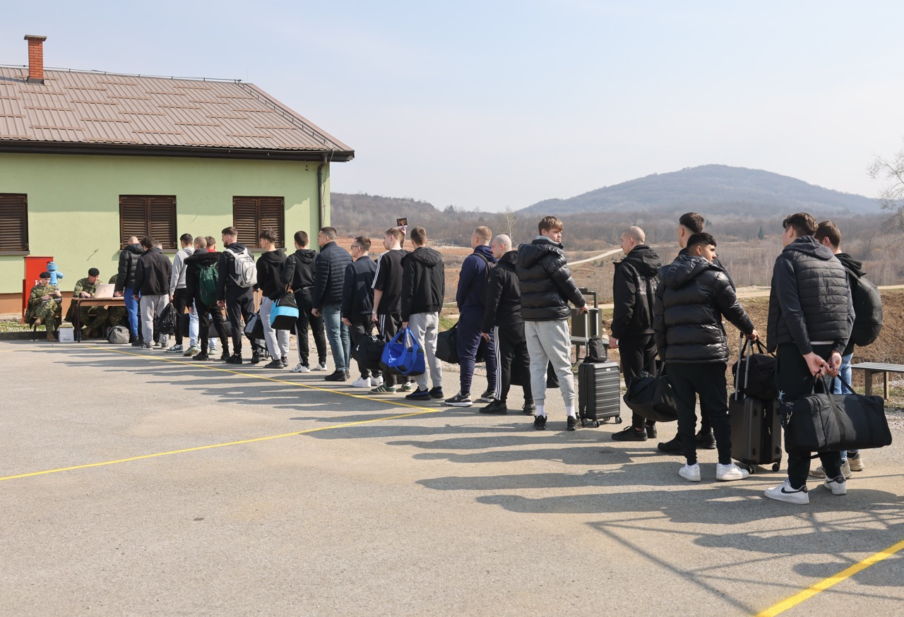 Počelo temeljno vojno osposobljavanje
