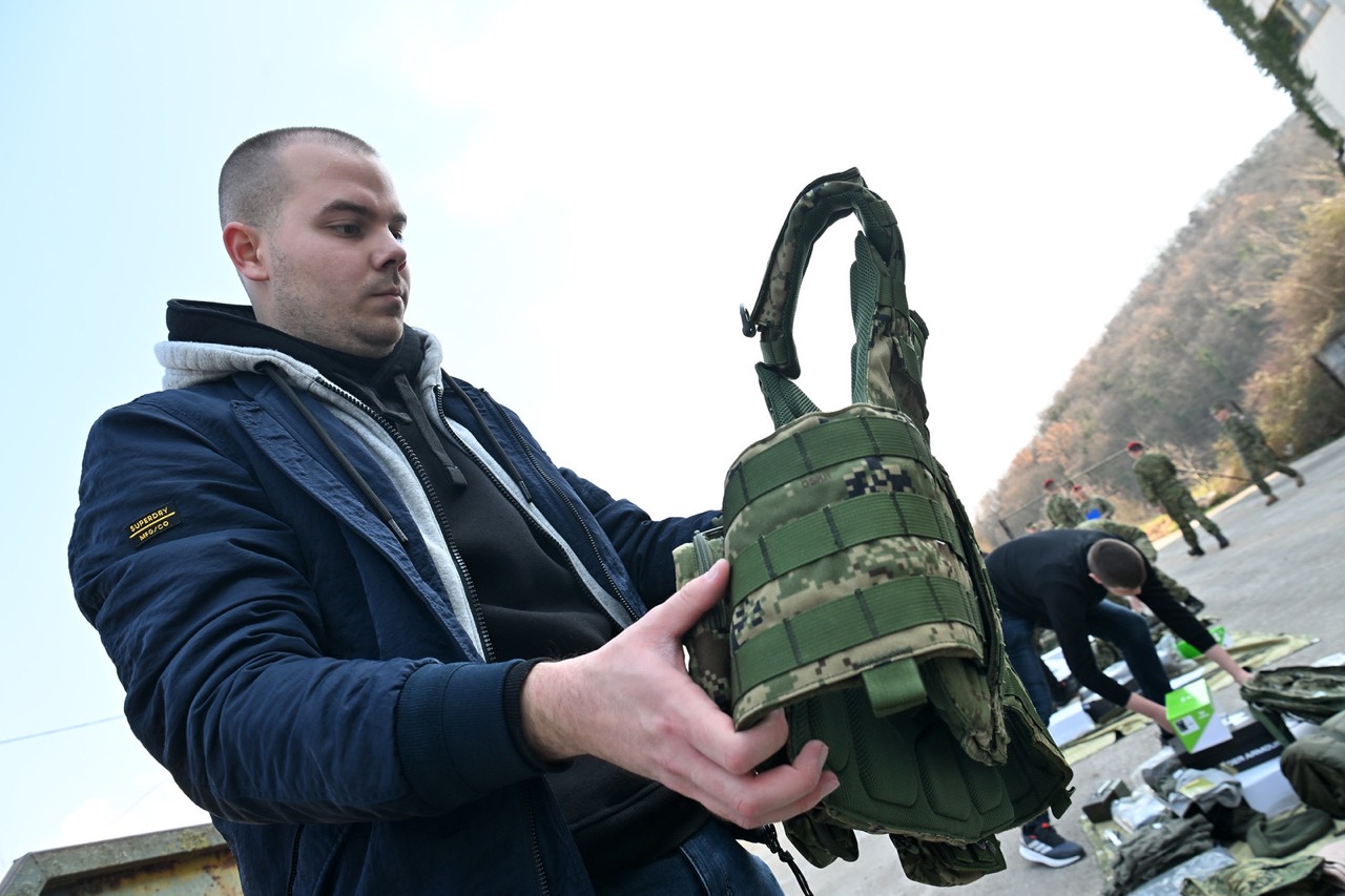 Počelo temeljno vojno osposobljavanje