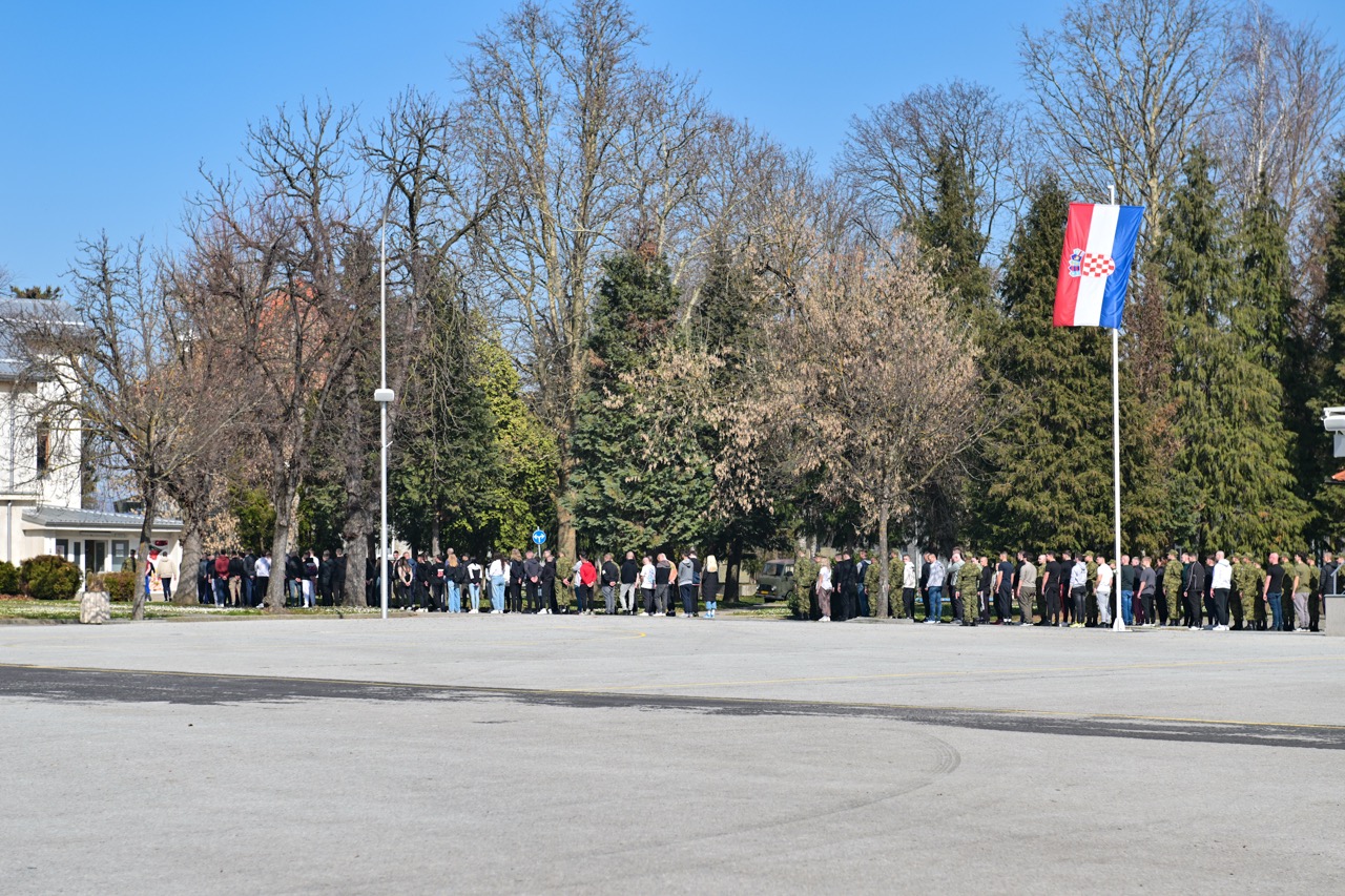 Počelo temeljno vojno osposobljavanje