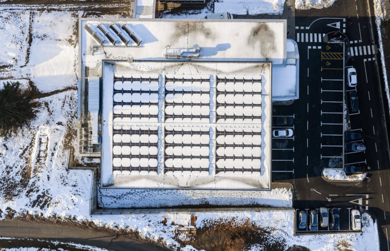 Svečano otvorena dvorana i dograđena OŠ „Slava Raškaj” u Ozlju