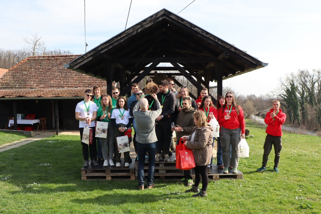 Prvo međufakultetsko natjecanje studenata agronomije u rezidbi vinove loze
