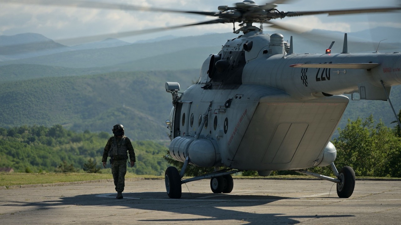 Let vojnim helikopterom – TVO