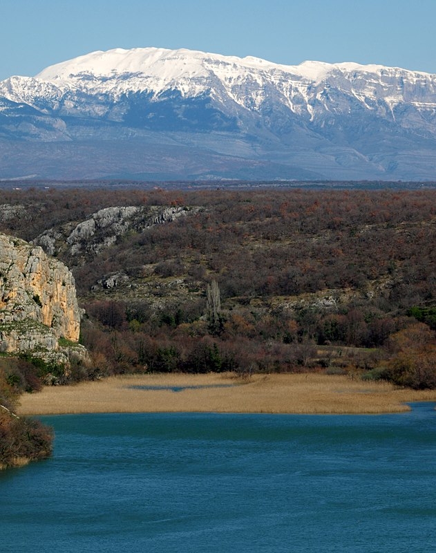 Poznate hrvatske turističke destinacije - Krka podno Dinare