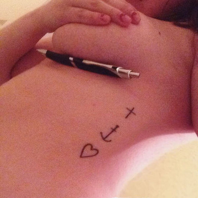 Underboob Pen Challenge 7