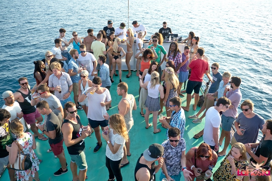 The crowd on the boat party