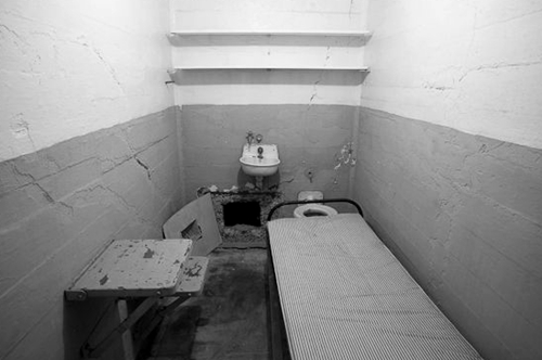 Alcatraz, ćelija