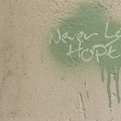 https://pixabay.com/photos/graffiti-quote-hope-inspiration-1450798/