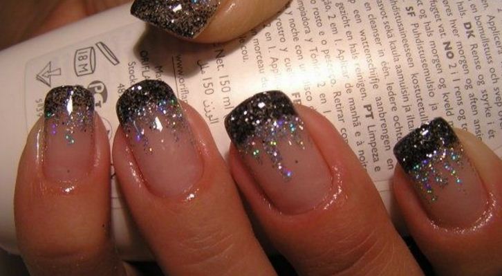 Novogodišnji noktići: Glitter